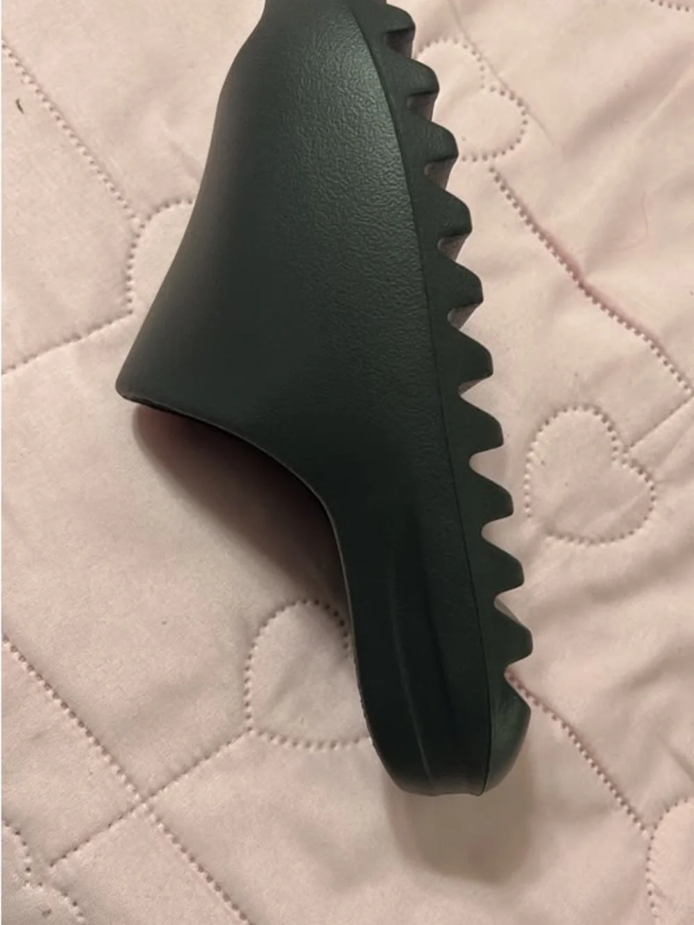 Adidas Black Slide Sandals(solamente que no tengo la caja por otros problemas).